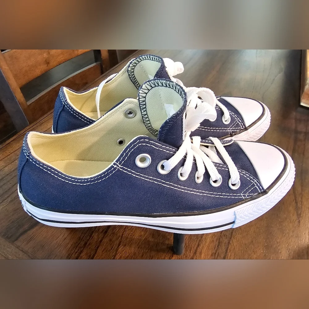 Converse Chuck Taylor Low Top Sneakers - Navy and White - Picture 6 of 8